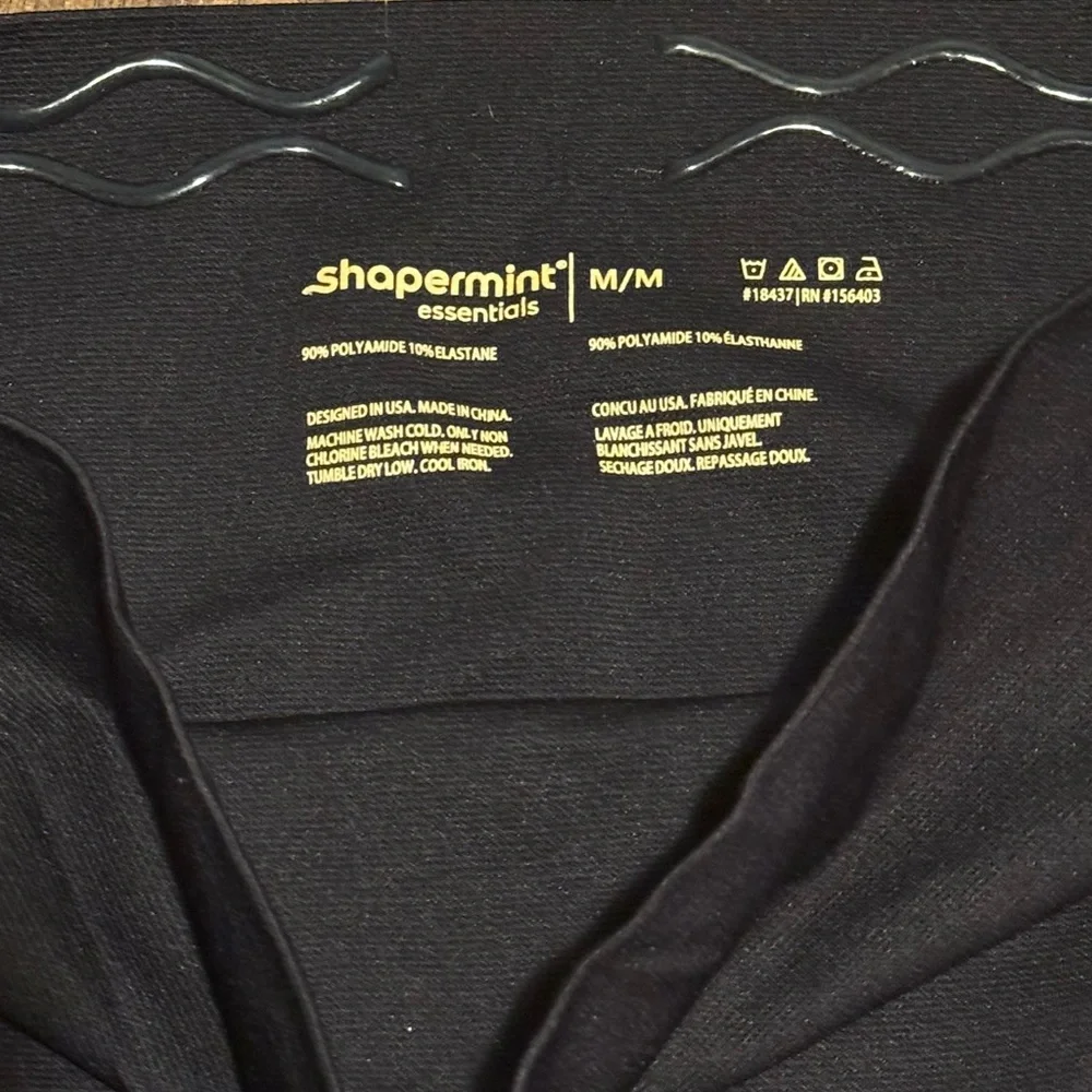 Shapermint Essentials Women's High-Waisted Active Shaping Shorts Size Medium - Picture 3 of 4